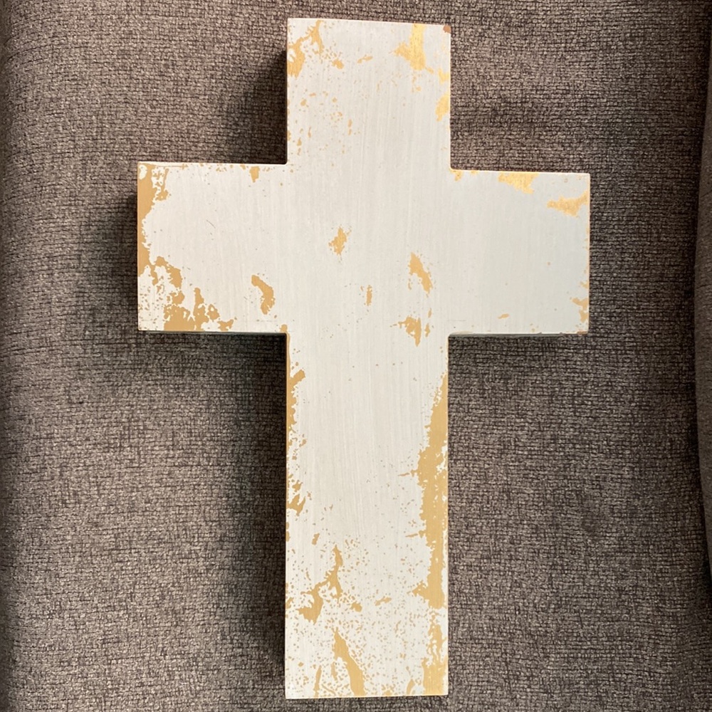 wall cross decor